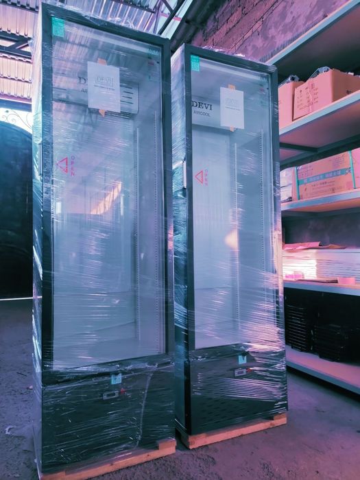 Новые фирменные витринные холодильники DEVI 500литр.