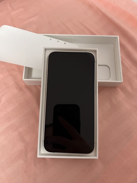 Продам Iphone 13 128гб