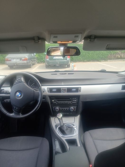 Vând sau schimb BMW seria 3