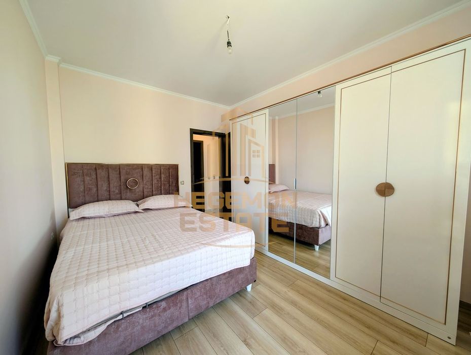 Продава се Тристаен апартамент в Варна, Трошево - 95 кв.м за 3208 €/кв.м - Снимка #4