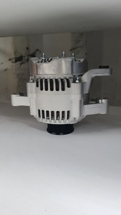 Генератор Toyota Karina E,Korolla