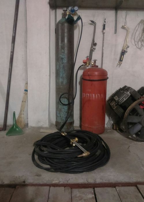 Углекислота в баллонах