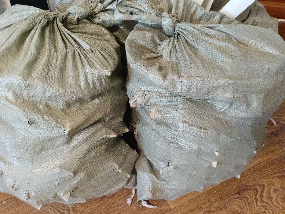 Кафели с цементом