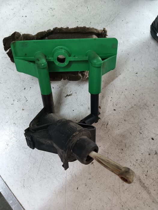 Pompa Ambreiaj Ford Focus Hatchback (Daw, Dbw) [ 1998 - 2007 ] Oem 1M