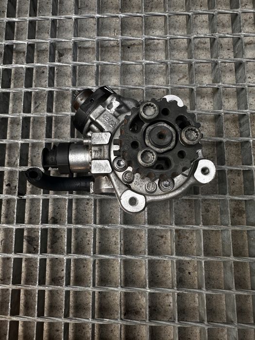 Pompa inalta Audi A5 2.0 TDI cod 03L130755AC an 2008 - 2015 Audi A4 Seat Exeo
