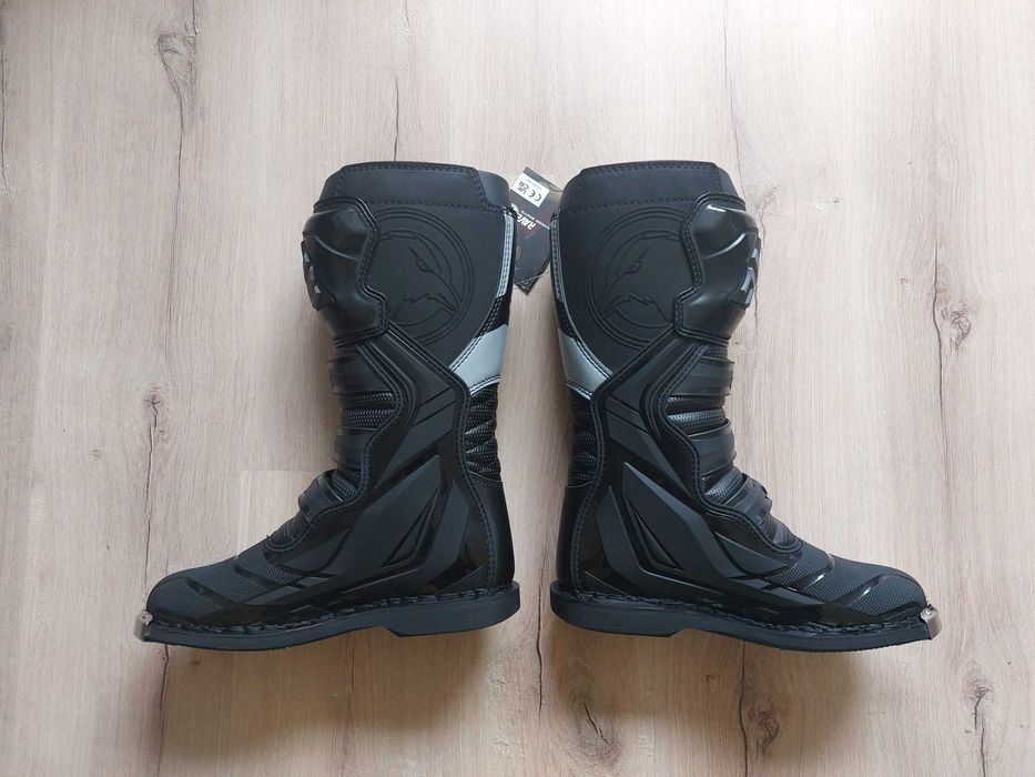 Зимна ПРОМОЦИЯ - НОВИ ботуши RAVEN - 42, 43, 44, 45 и 46 номер