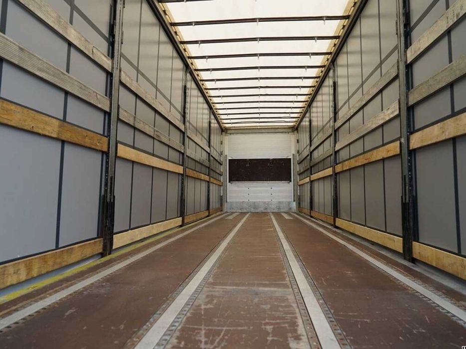 Тентованный полуприцеп SCHMITZ-CARGOBULL