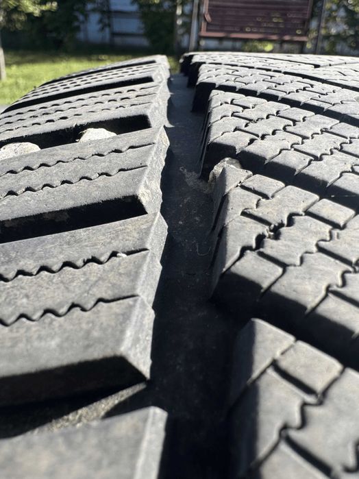 4 anvelope iarnă 235/55 R19 105V XL – Mercedes GLB AMG – 700 lei