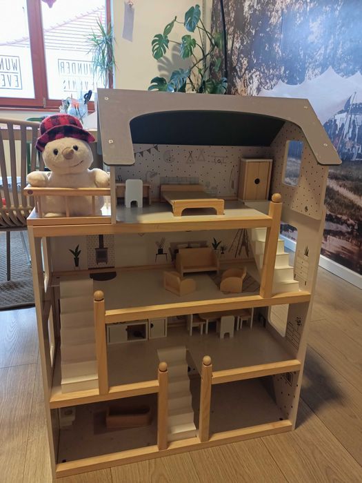 Căsuță de păpuși