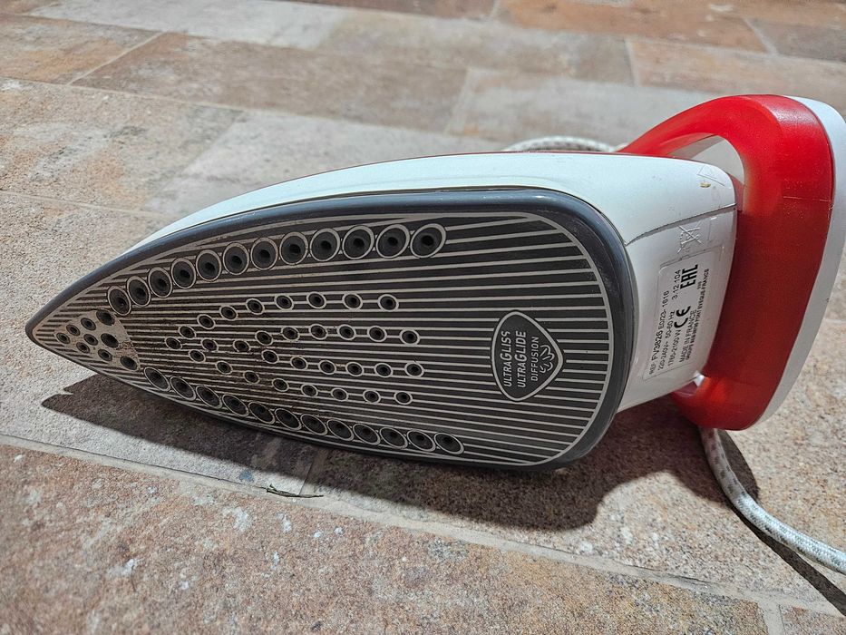 Fier de calcat Tefal 2100W