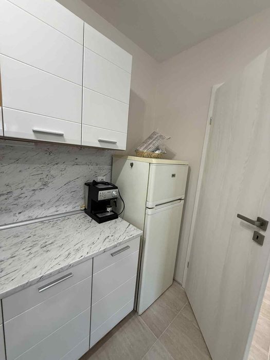 Дава се под наем Четиристаен апартамент в София, Гео Милев - 101 кв.м за 818 € - Снимка #2