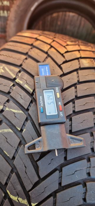 2 Anvelope Bridgestone 215 55 R17 M+S. Dot 2021