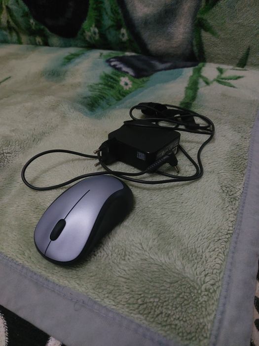 Продаётся ноутбук