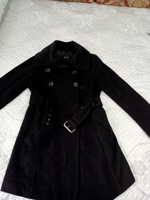 Продам женскую куртку