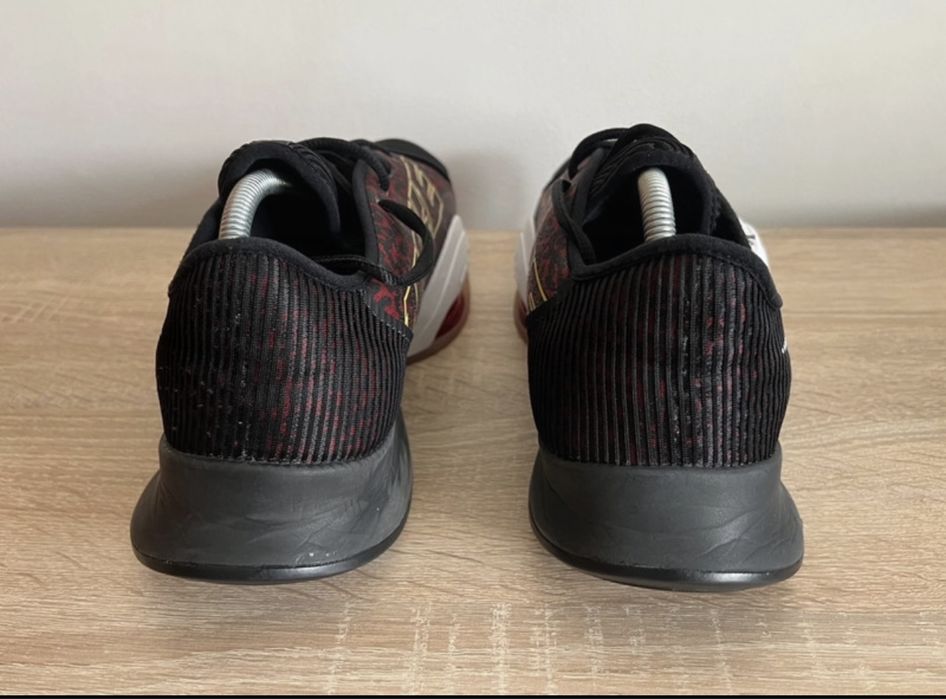 Vand adidasi nike air zoom