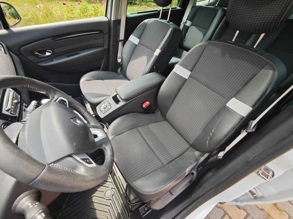 RENAULT Grand Scenic 2011 — imagine 4