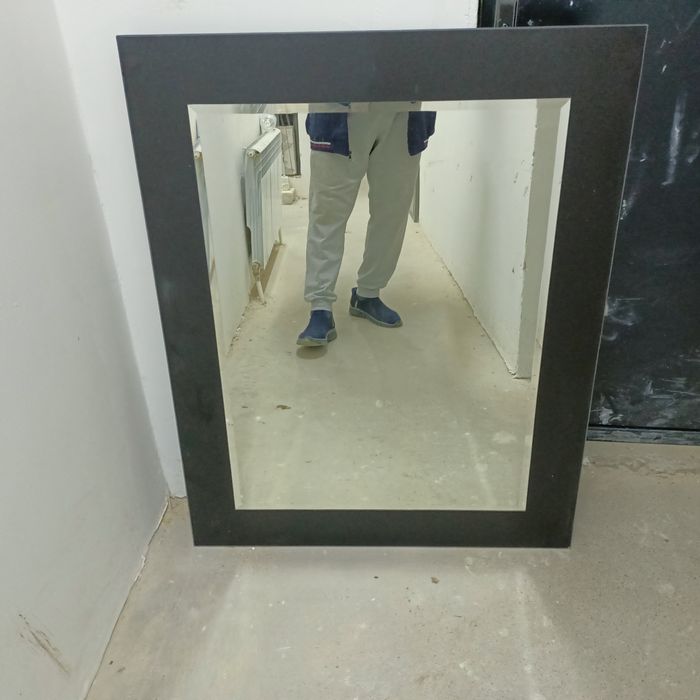 Продам зеркало настенное