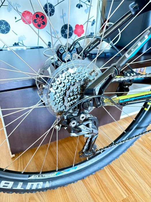 Vând bicicletă GT Avalanche 27.5