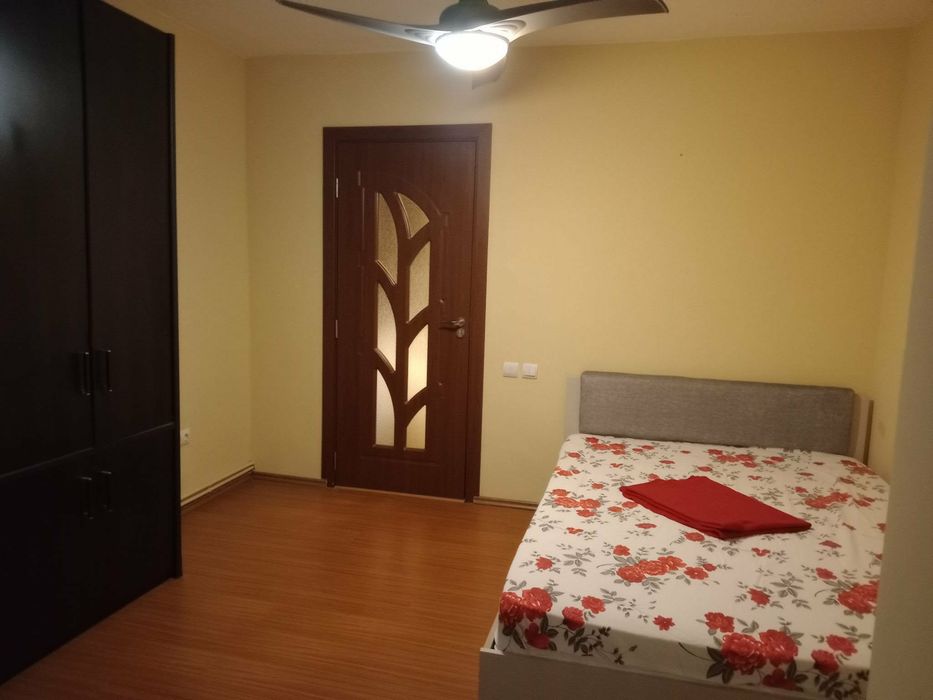 Inchiriez apartament modern cu 3 camere