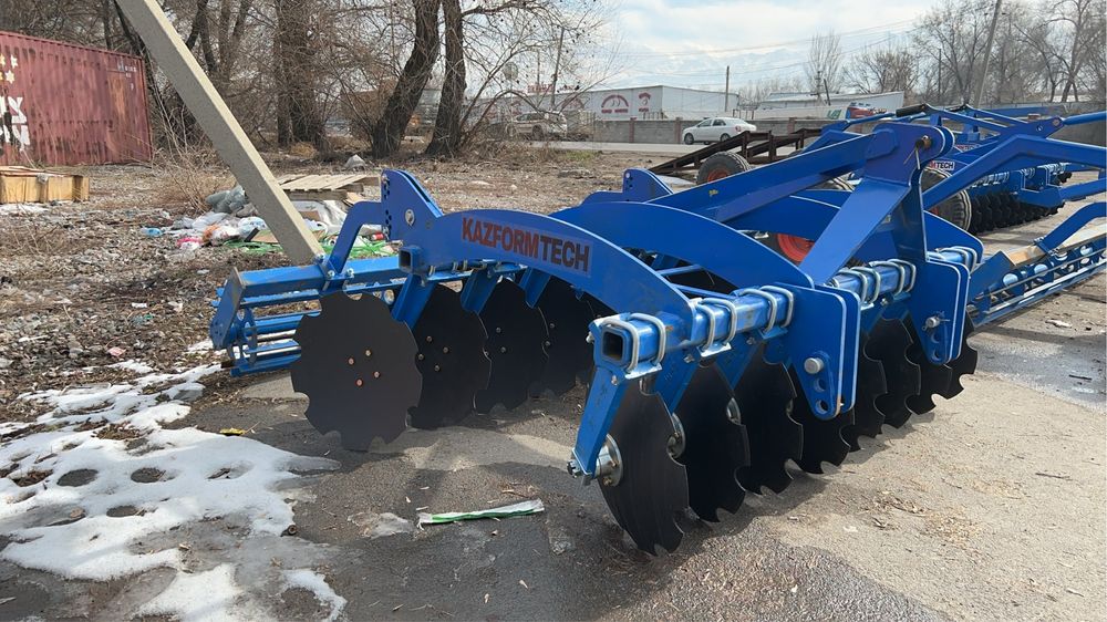 Дискатр борона диск.