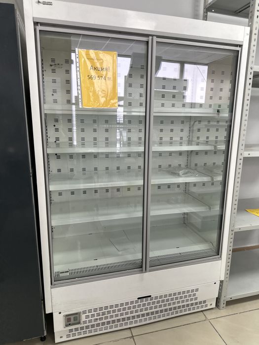 Пристенный холодильник