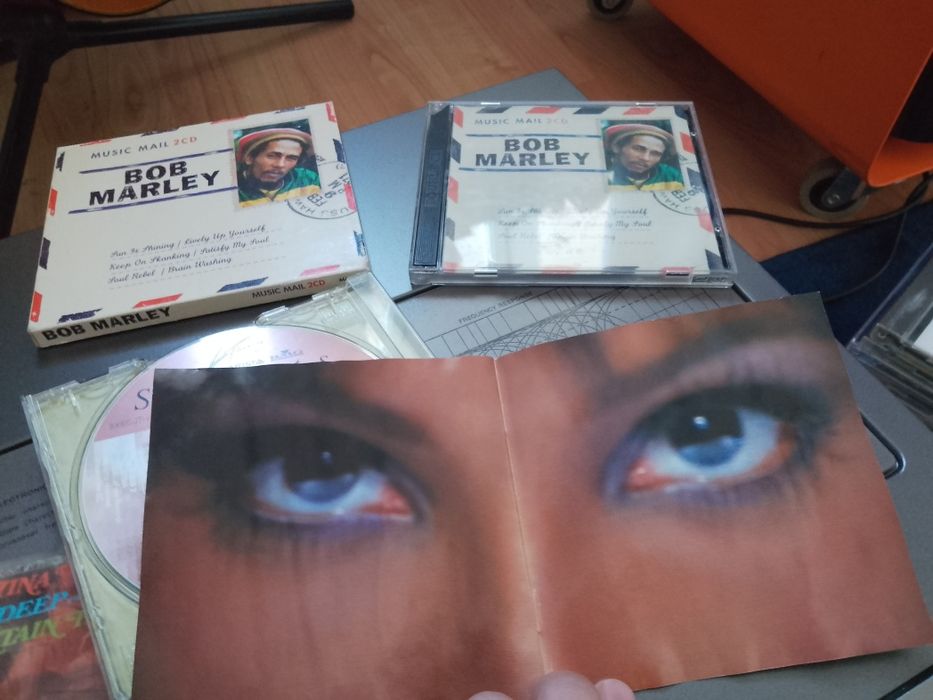 Cd urî Audio- Bee Gees, Michael Jackson, Garry Moore, Robbie Williams,