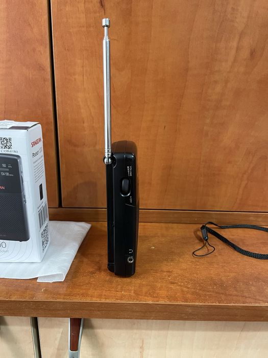 Radio portabil Sangean SR-35