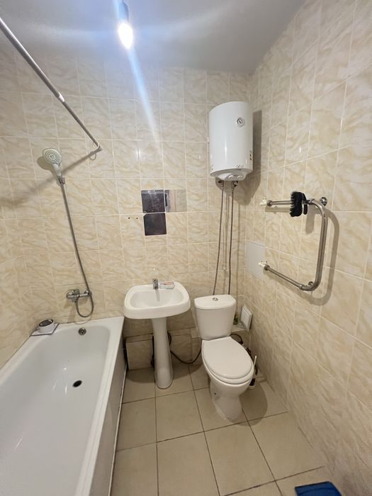 1 комнатная мкрн Юбилейный (не купэ)