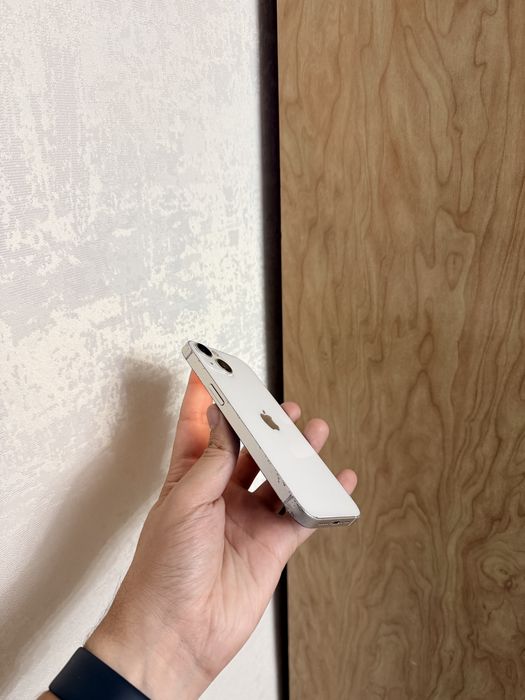 iPhone 13/256Gb - В хорошем состоянии