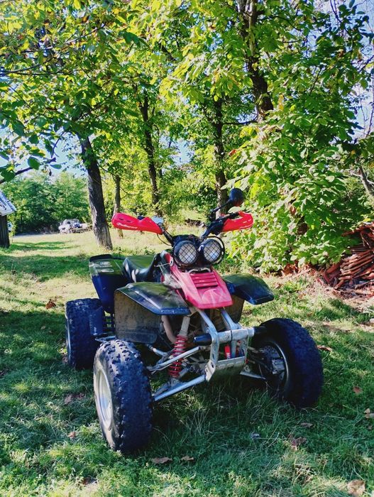 Vând ATV Yamaha warrior 350cc sau schimb cu iPhone