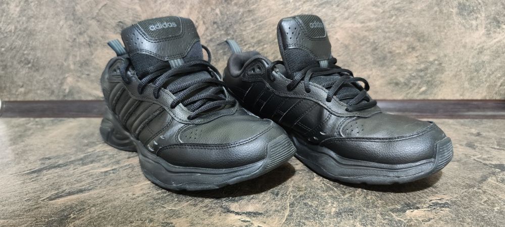 Мъжки маратонки Adidas Strutter EG2656