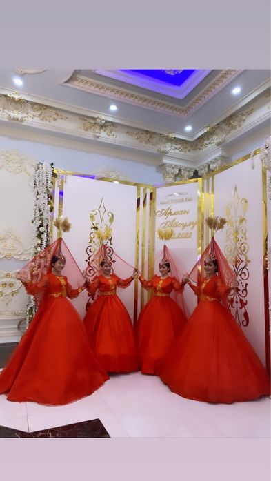 Танцевальные костюмы