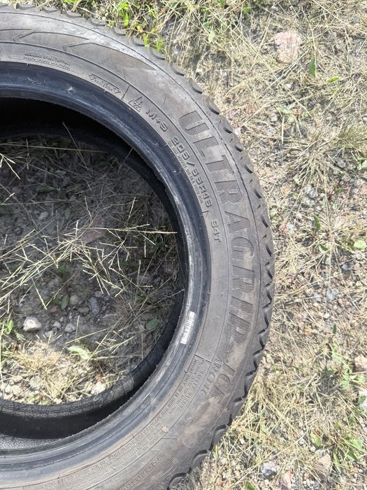 Продам Шины срочно