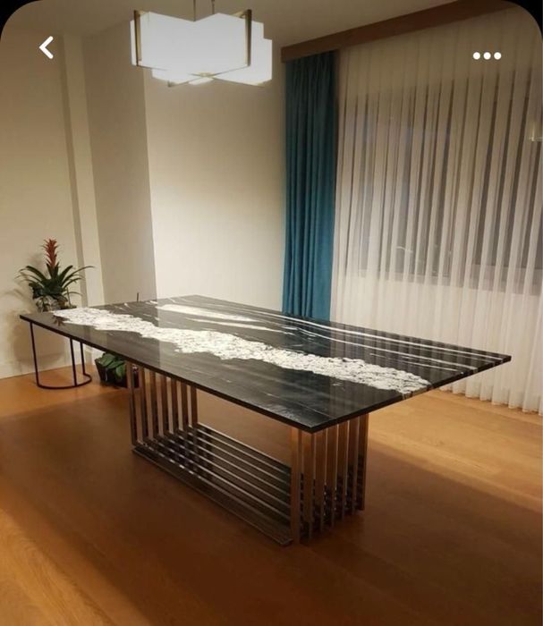 Мраморный стол со скидкой