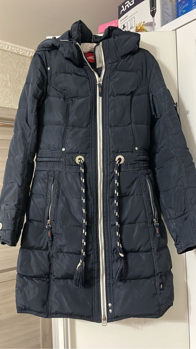 Продам куртки