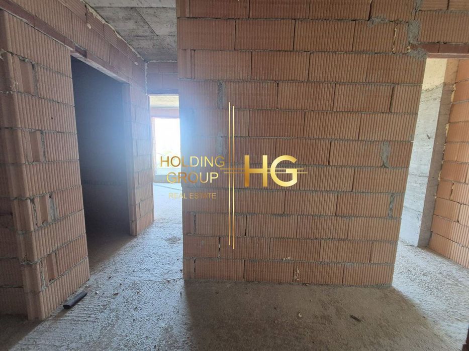 Продава се Тристаен апартамент в Варна, Изгрев - 89 кв.м за 896 €/кв.м - Снимка #5