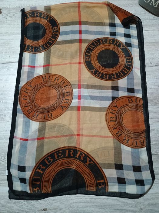Eșarfă ( scarf) Burberry, damă