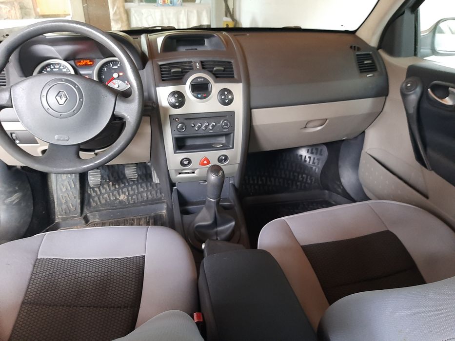 Vând Renault Megane 2