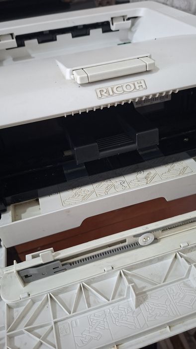 Ricoh принтер в хорошем состоянии