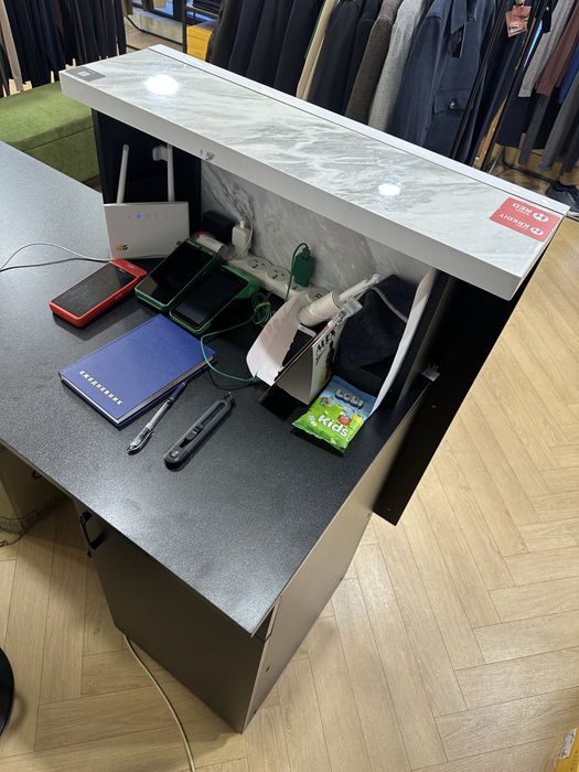 Продам ресепшен