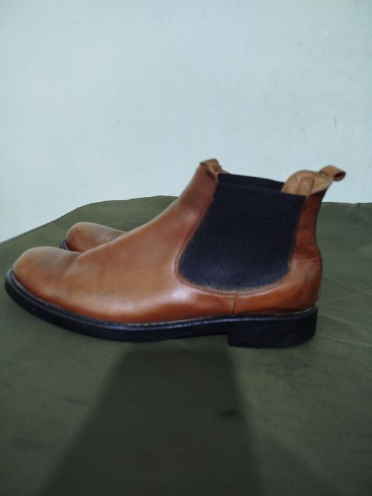 Продам кожаную обувь.