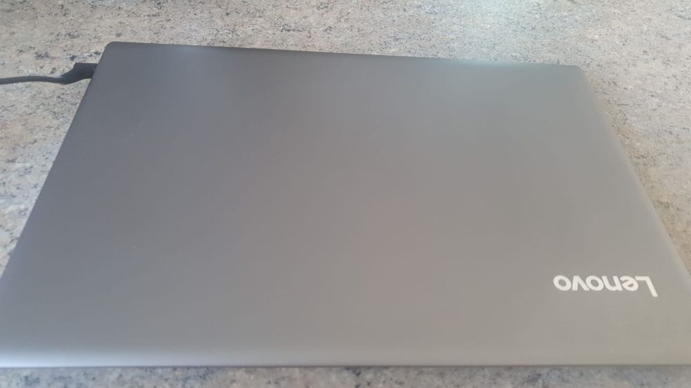 Продаётся ноутбук Lenovo. Б/у