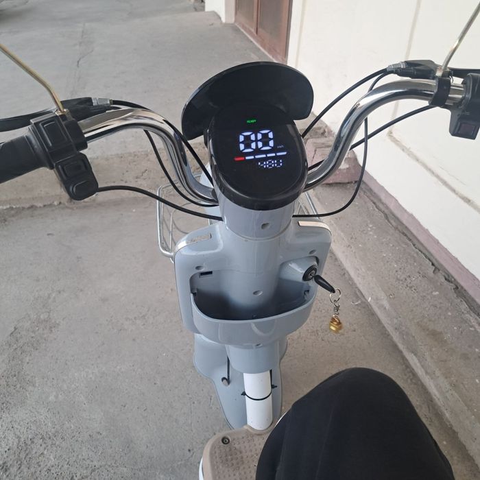 Skuter sotiladi elektro