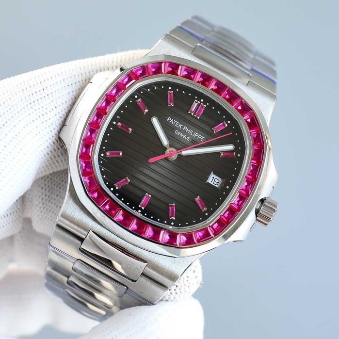 Patek Philippe Nautilus Ruby Bezel с автоматичен механизъм гр. София ...