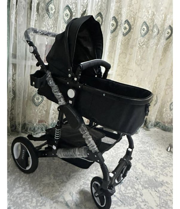 Продам коляску 3 в 1