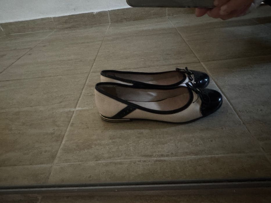 Balerini din piele, superbi, 37, 80 lei
