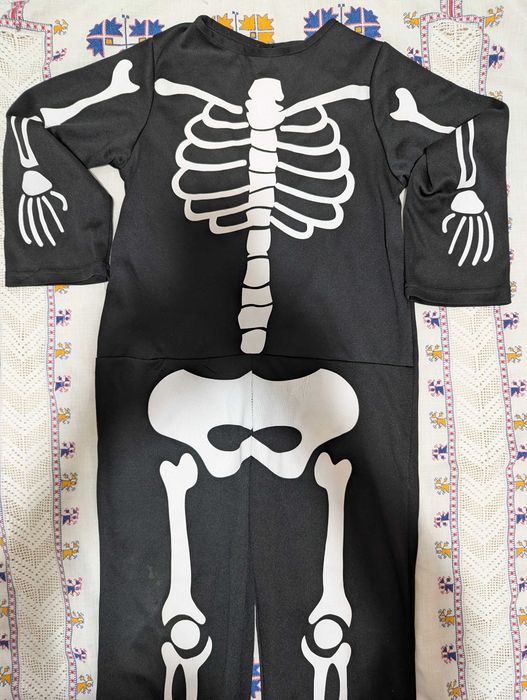 Costum " ItsImagical" Halloween 3-5 ani  Schelet + Dovleac Set complet