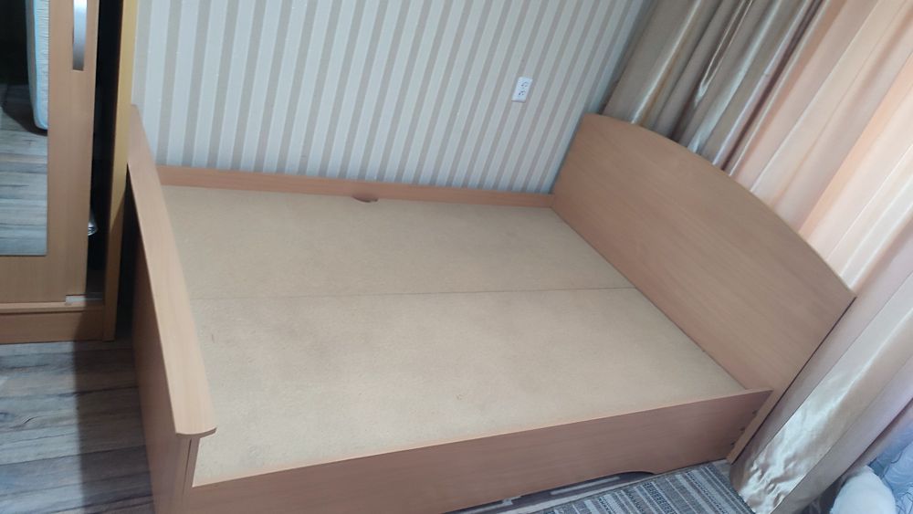 Продам двусральнюю кровать