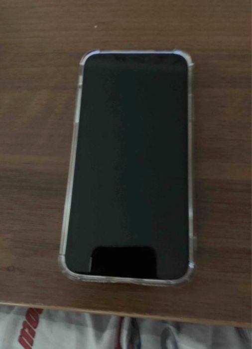 продам айфон 11