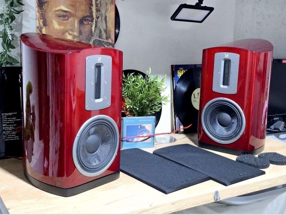 Boxe QUAD Z2, hi-end , impecabile , cireș, locuite,  boxe de raft